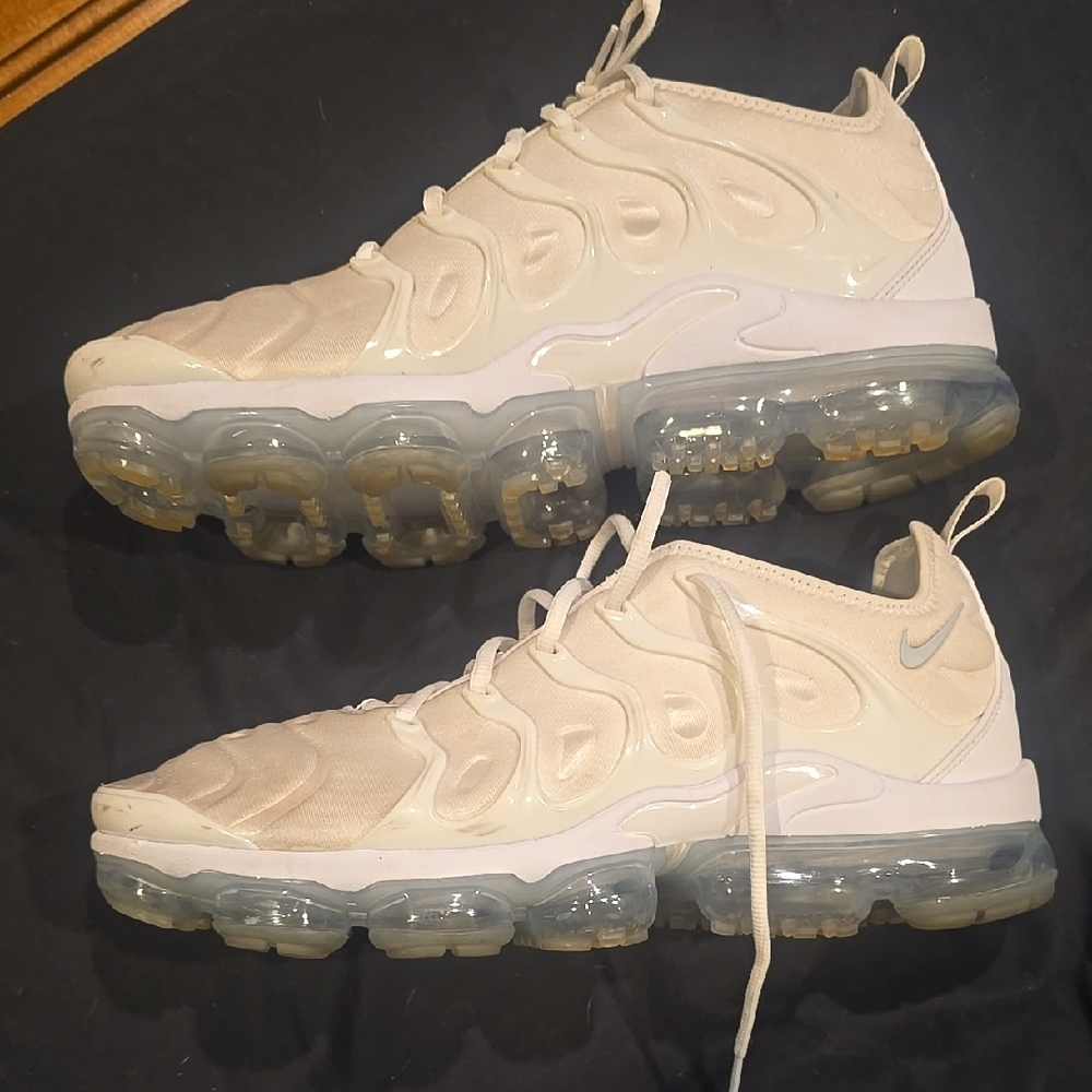 Cream Air VaporMax Plus Sneakers